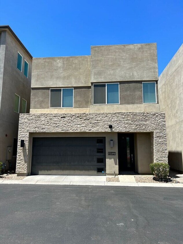 Skye on McDowell House Rental in Scottsdale, AZ