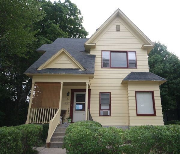 Foto principal - 144 College Ave NE