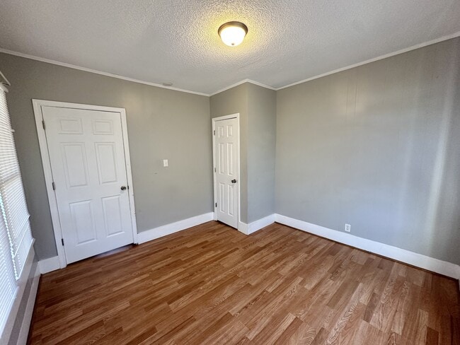 Building Photo - 1307 3rd Ave N