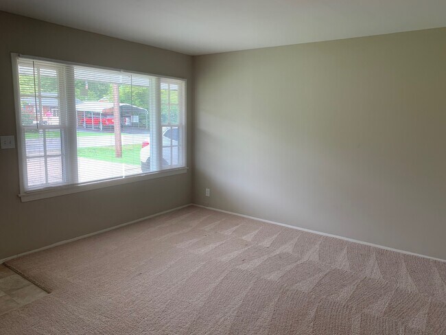 Foto del edificio - 227 Hillview Blvd