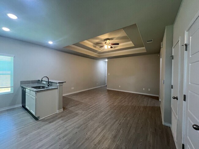 Foto del edificio - 404 Hudson St