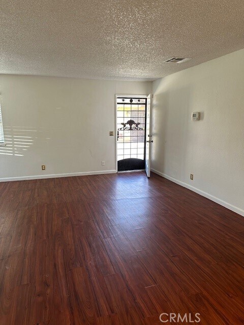 Foto del edificio - 20289 Thunderbird Rd