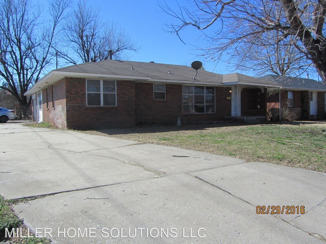 Foto principal - 4 br, 2 bath House - 2100 SW 65TH ST