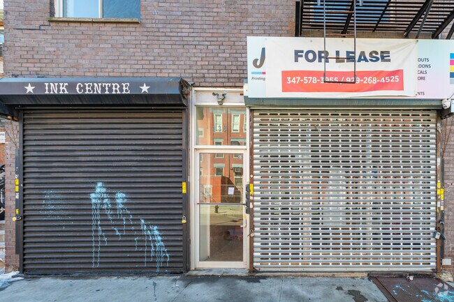 Foto del edificio - 438 Wilson Ave