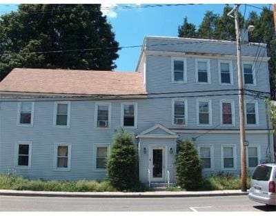 Primary Photo - 18 Parker St