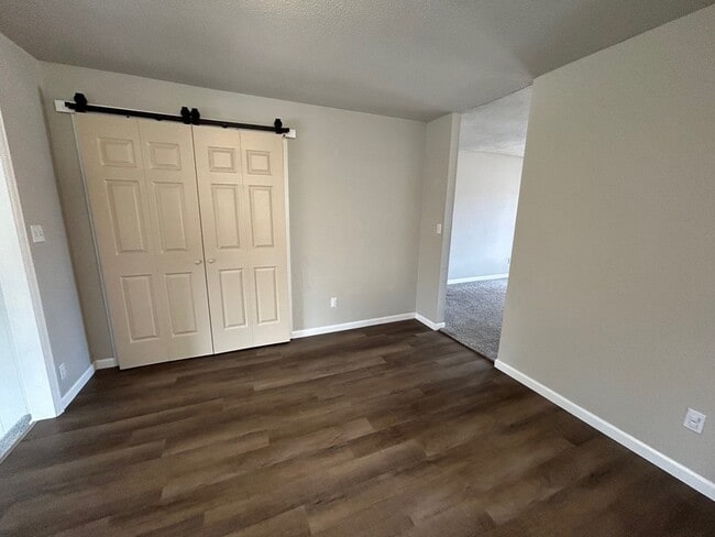 Building Photo - 2031 Chipeta Ave