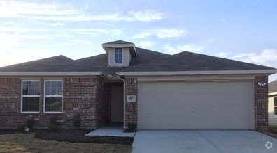 Building Photo - 4655 Elderberry St