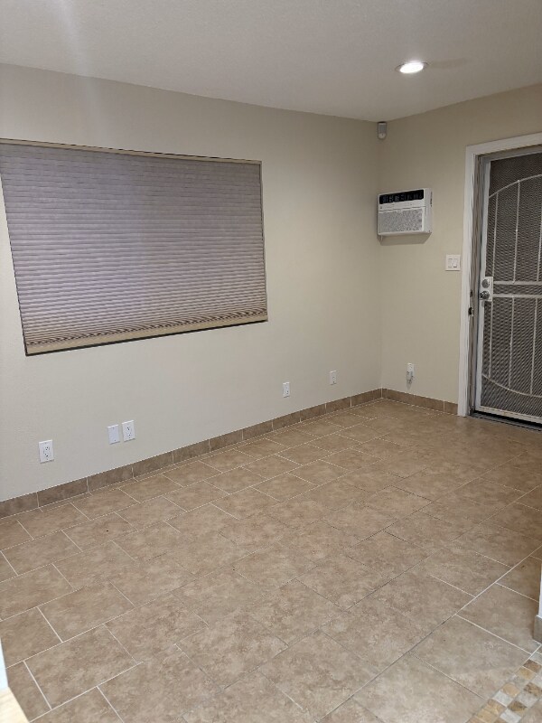 Foto del edificio - 1326 Darby St
