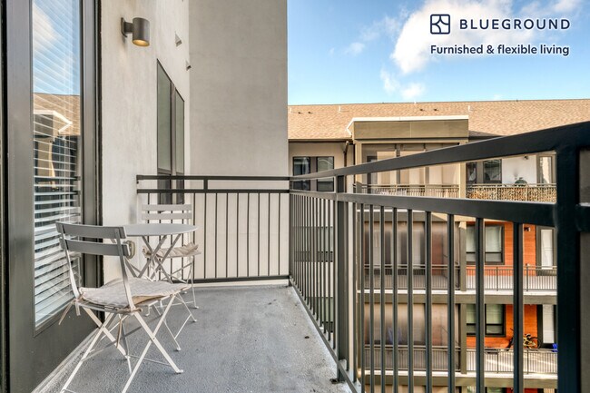 Building Photo - 3201 Esperanza Crossing