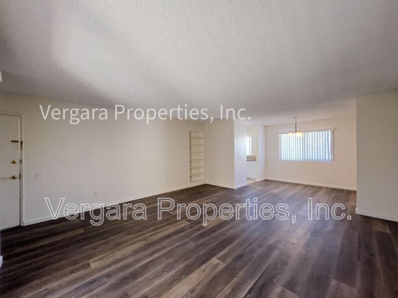 Photo - 2513 Ruhland Ave