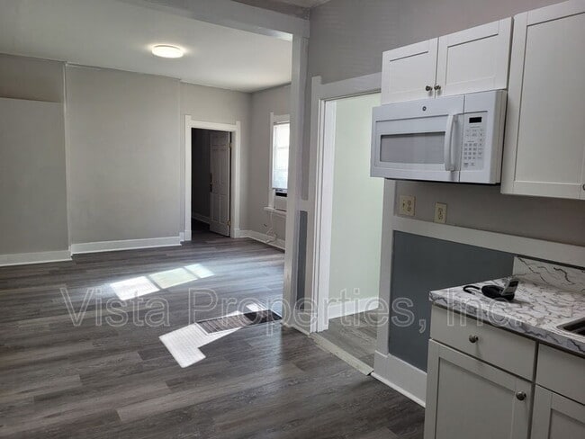 Photo - 112 Boston Ct House