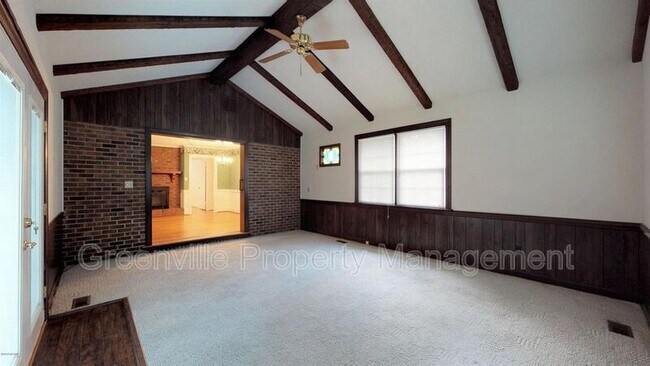 Building Photo - 208 Belvedere Dr