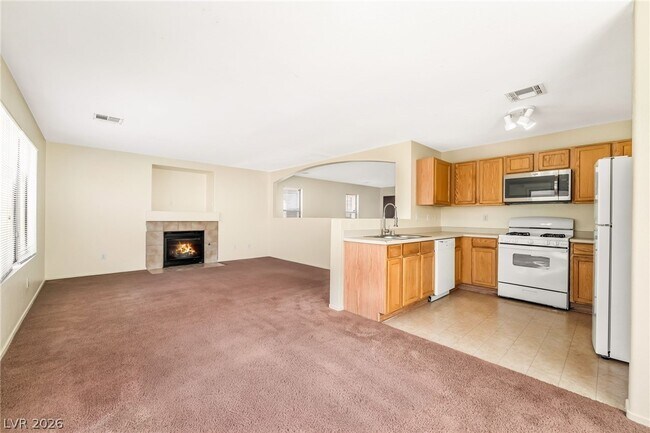 Foto del edificio - 4849 Lone Grove Dr