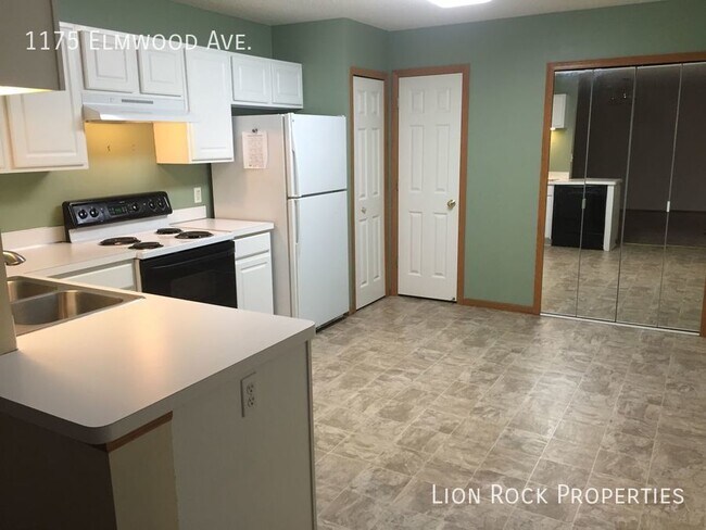 Foto del edificio - Charming 2 Bedroom in Shakopee
