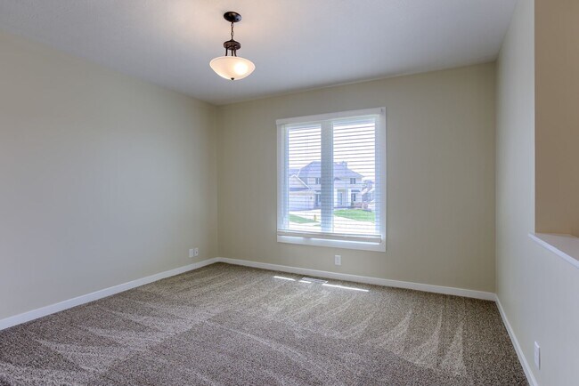 Foto del edificio - 3 Bedroom Bellevue Home!!