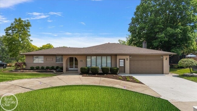Building Photo - 2532 Belle View Dr