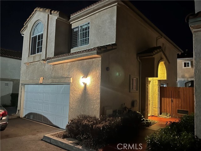 Building Photo - 13775 Glenoaks Blvd