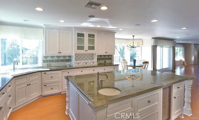 Foto del edificio - 24944 Jim Bridger Rd