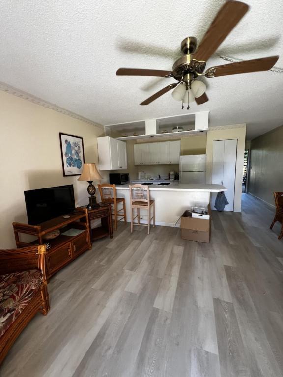 1000 Kamehameha V Hwy, Kaunakakai, HI 96748 House Rental in