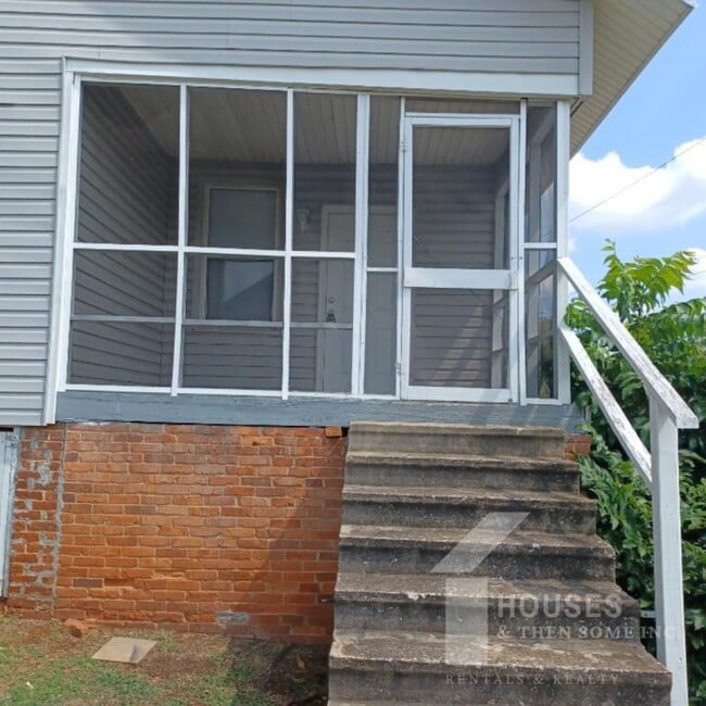 Foto del edificio - 8131 5th St