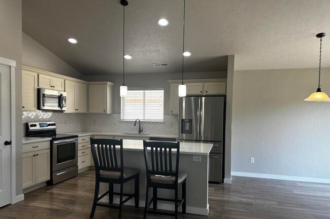 Building Photo - 12352 W Hollowtree Ct