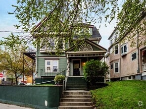 Building Photo - 97 College Ave