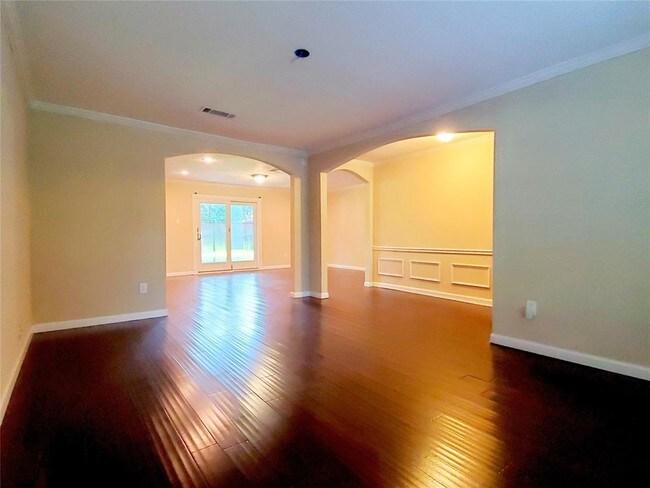 Foto del edificio - 5810 W Bellfort Blvd