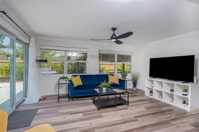 Foto del edificio - 1065 SW 4th Terrace