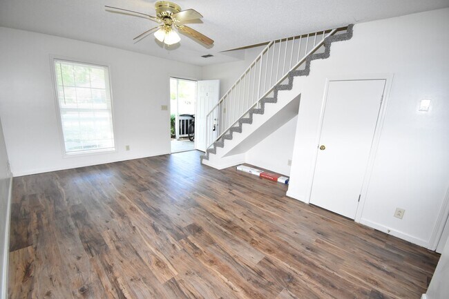 Building Photo - Forbes Avenue-248