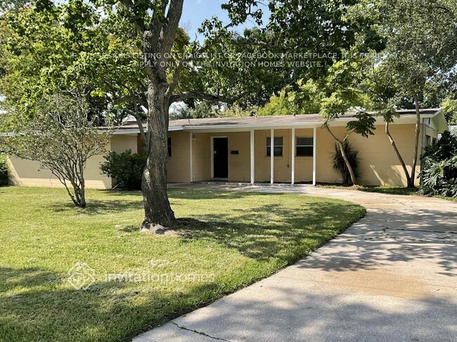 Building Photo - 1517 Bentin Dr N