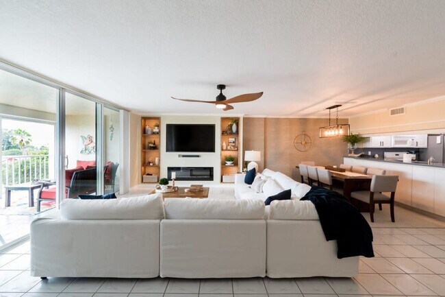 Foto del edificio - 3400 Ocean Beach Blvd