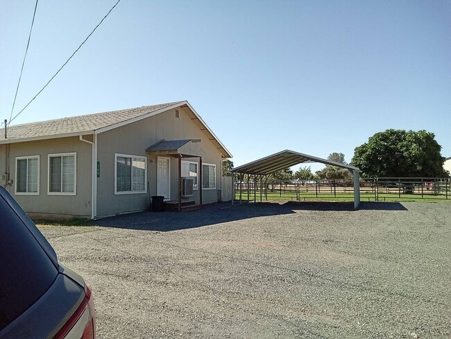 Building Photo - 160 Rutherford Ln