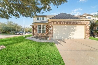 Building Photo - 2707 Youpon Lake Ct