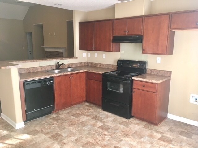 Building Photo - Cordova 3 Bedroom 2 Bath Home Available Now!