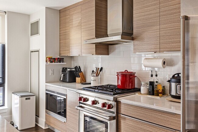 Foto del edificio - 531 Newbury St