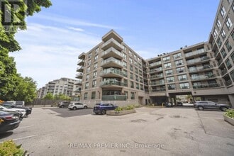 Building Photo - 890-890 Sheppard Ave W
