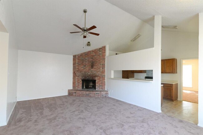 Building Photo - 1754 Carrington Dr