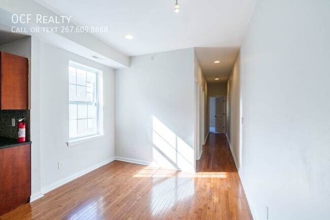 Foto del edificio - Three Bedroom Close to Temple University