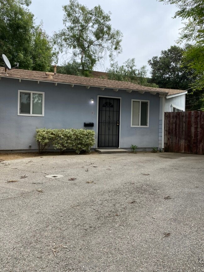 Foto del edificio - 5506 Colfax Ave
