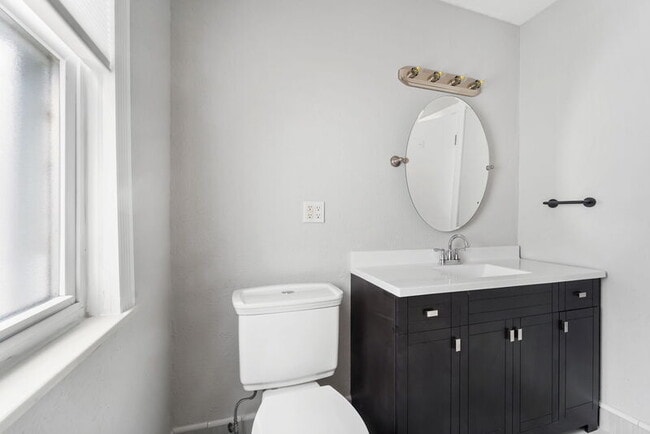 Building Photo - 260 Ardmore Dr