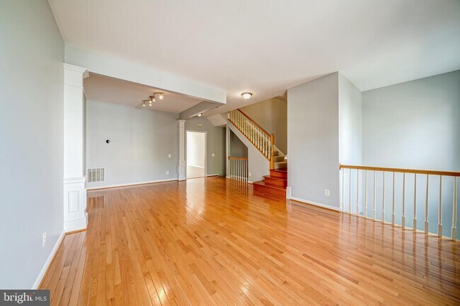 Foto del edificio - 13937 Gothic Dr