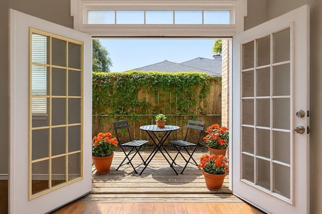 Building Photo - 4306 Ennis St