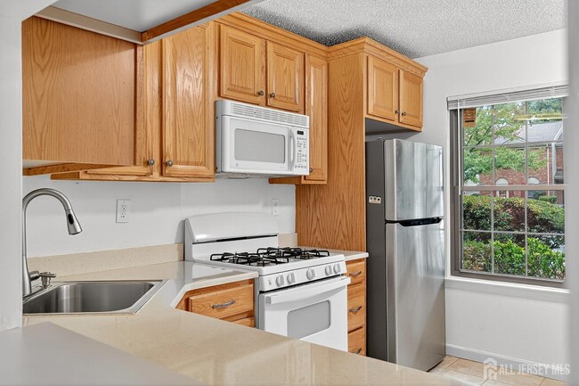 Foto del edificio - 134 Pear Tree Ln