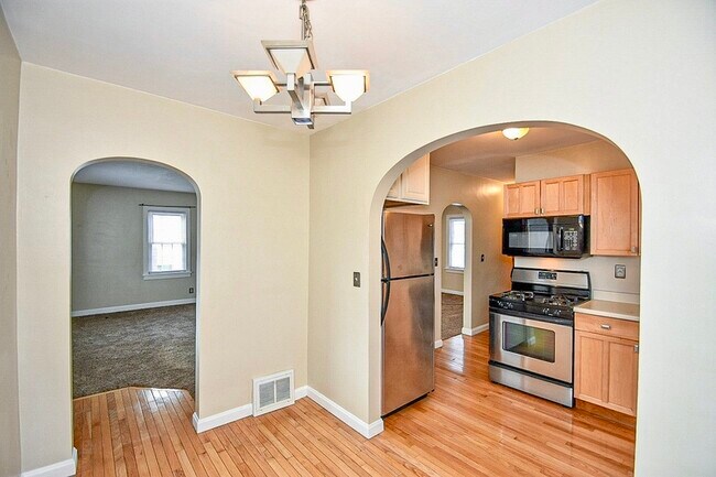 Foto del edificio - 1133 Milford St NE