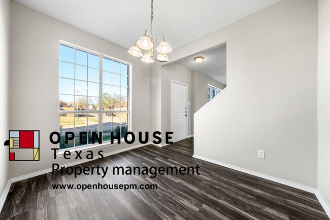 Foto del edificio - 10621 Castle Dr, Frisco