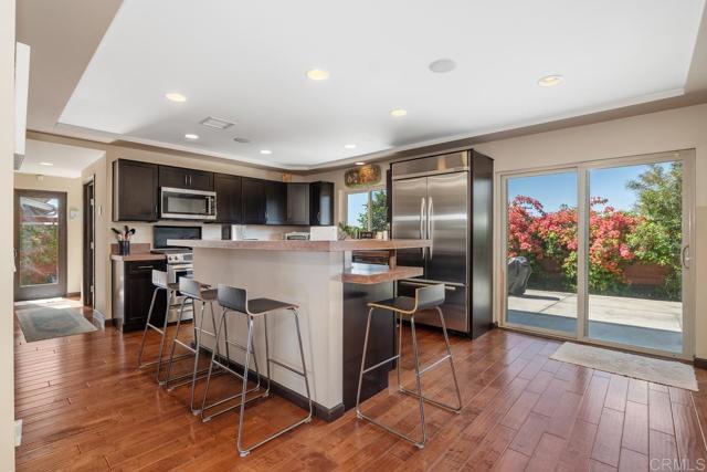 Foto del edificio - 754 Ocean Crest Rd