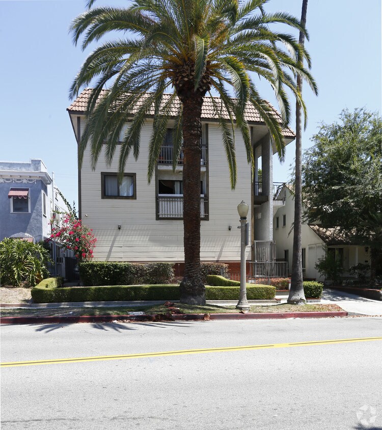 Building Photo - 404 N Jackson St