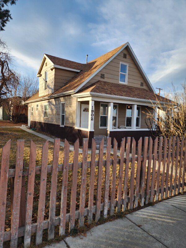 Foto principal - 1902 N Harris St