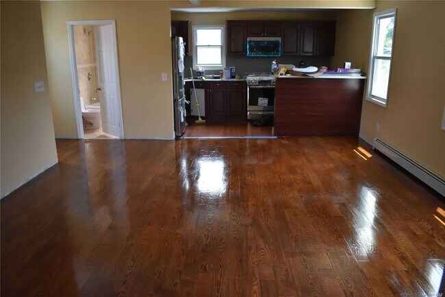 Foto del edificio - 173-02 109th Ave