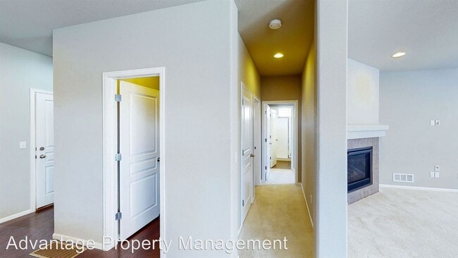 Building Photo - 6 br, 4.5 bath House - 3658 Galileo Drive